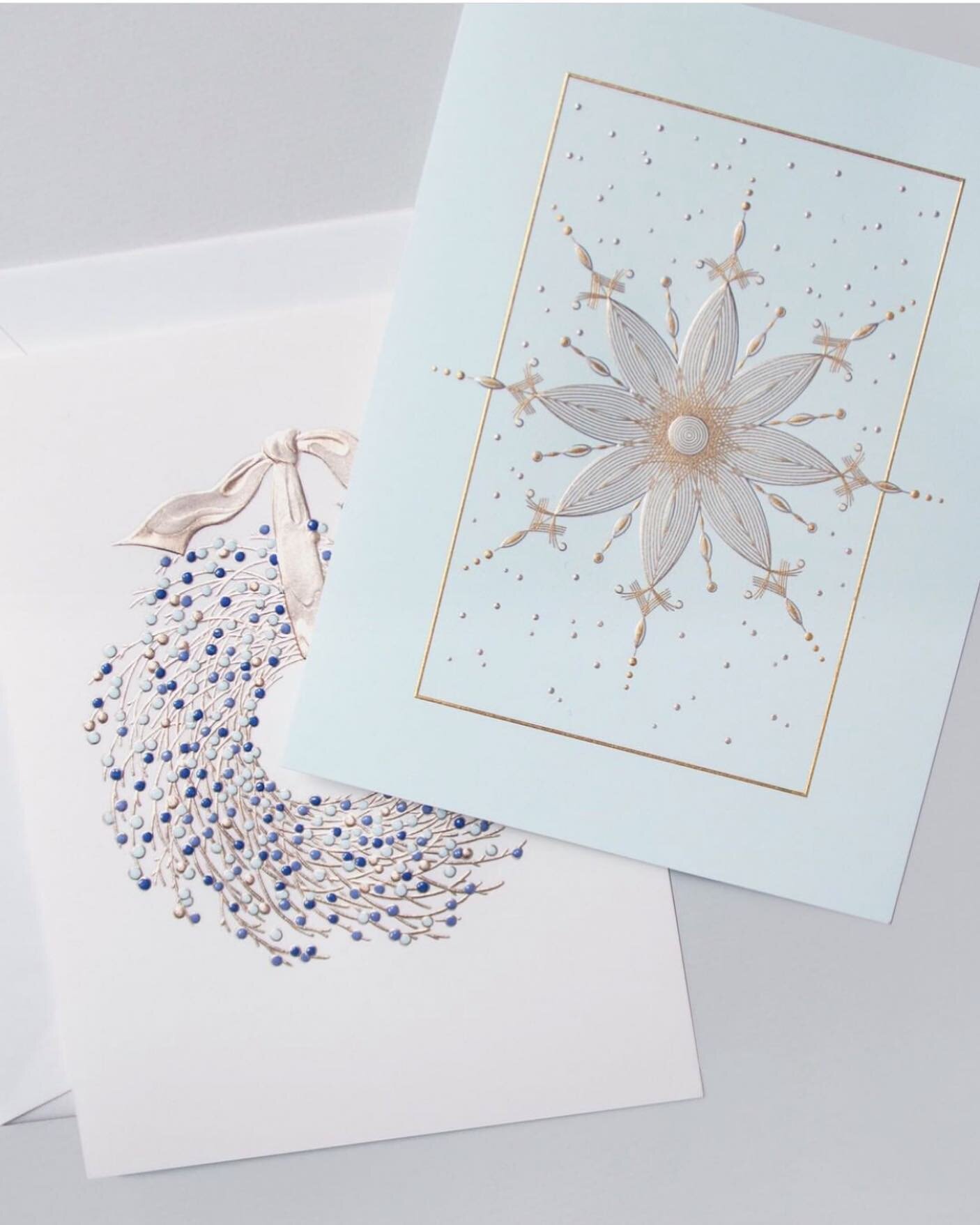 Holiday Card season is officially upon us! Hurry in for discounts on personalized family and corporate cards through October 31st #holidaycards #holidaycardseason #engravedstationery #stationeryshop #stationeryaddict #craneandco #creativelifehappylif