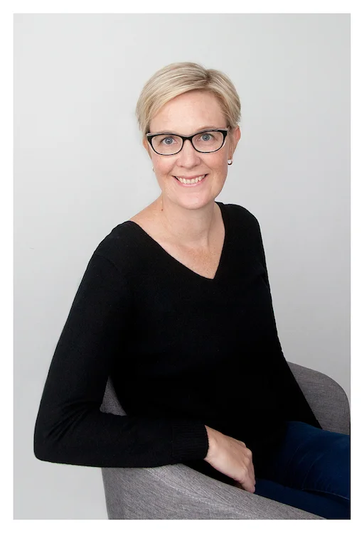 Nikki Crutchley.jpg