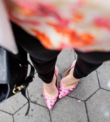 Blogger of the Week: Corals + Cognacs