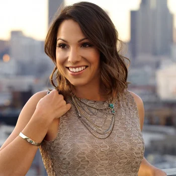 Sarah Boyd | The Dot Connector