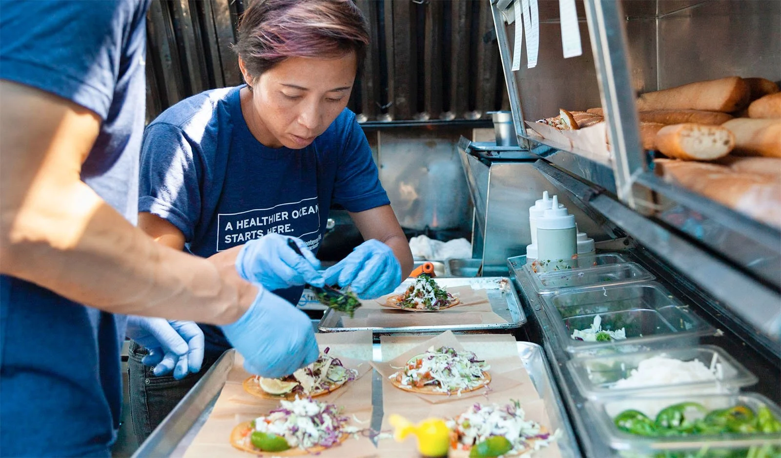 MBA_Foodtruck_MakingTacos.jpg