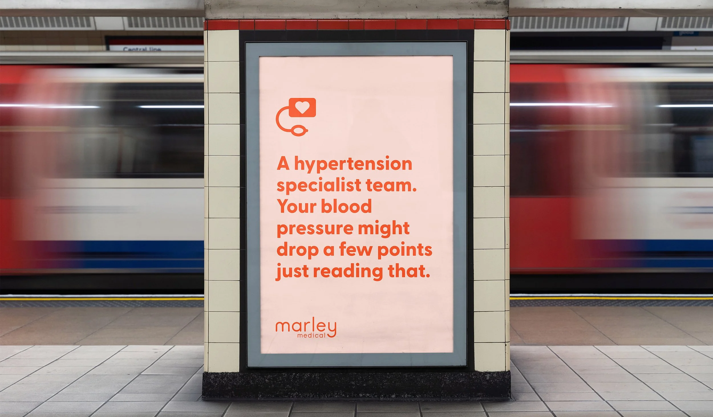 Marley_OOH_Transit_SpecialistTeam_2560.jpg