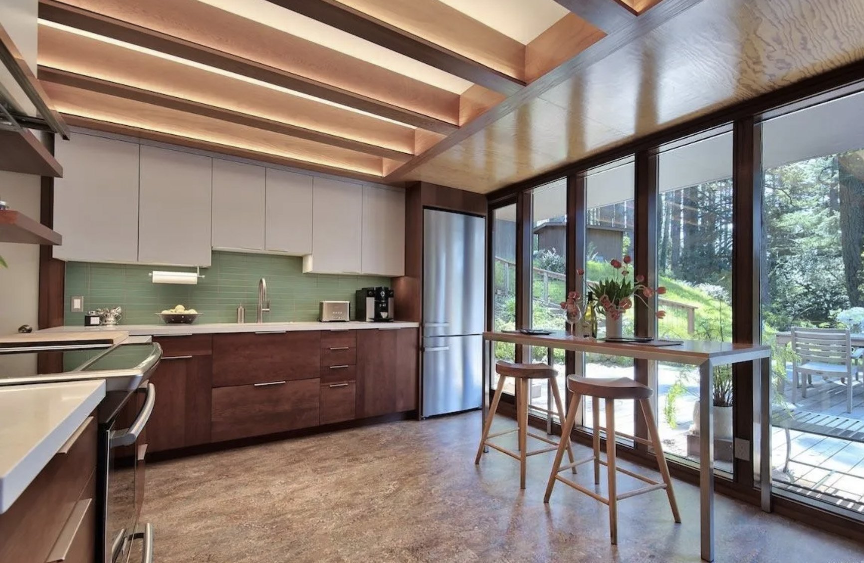 Drake Summit Kitchen 2 .jpg