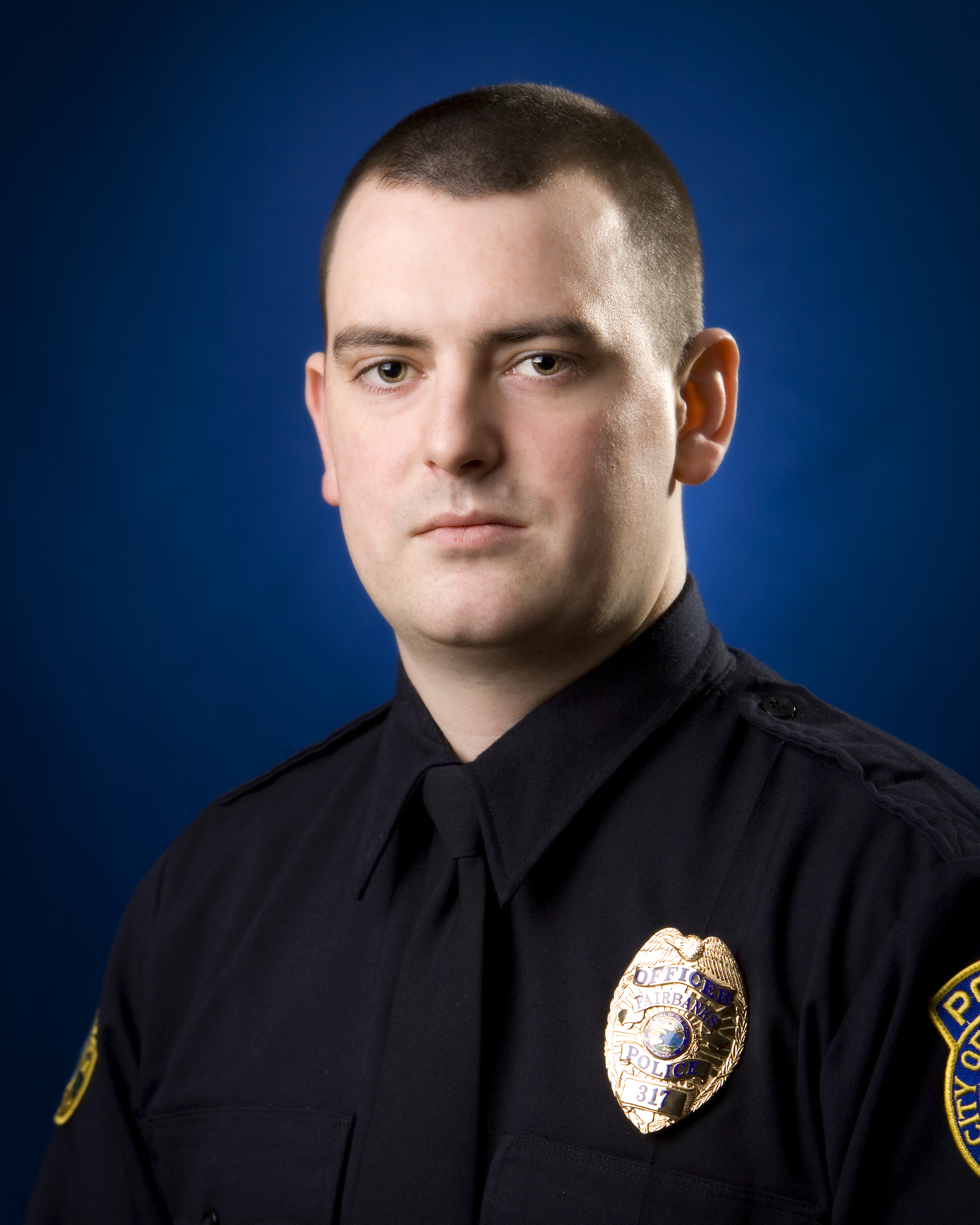 Detective Avery Thompson Fairbanks Police Department Detective Avery Thompson is a veteran officer and investigator having spent years as an undercover narcotics investigator prior to his promotion to detective. Detective Thompson is a leading computer and cell phone forensic examiner in the state, specializing in stopping child pornography and investigation crimes against children. His forensic analysis skills have provided critical evidence in several high profile cases, including the John Kavairlook homicide investigation earlier this year. 