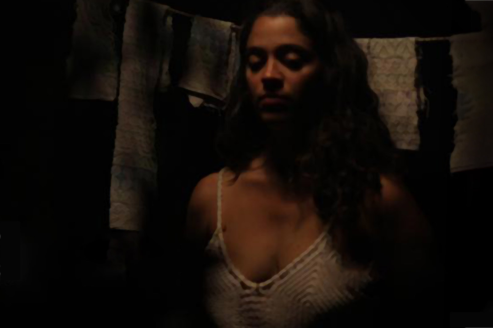 big-show-background-woman-only.jpg