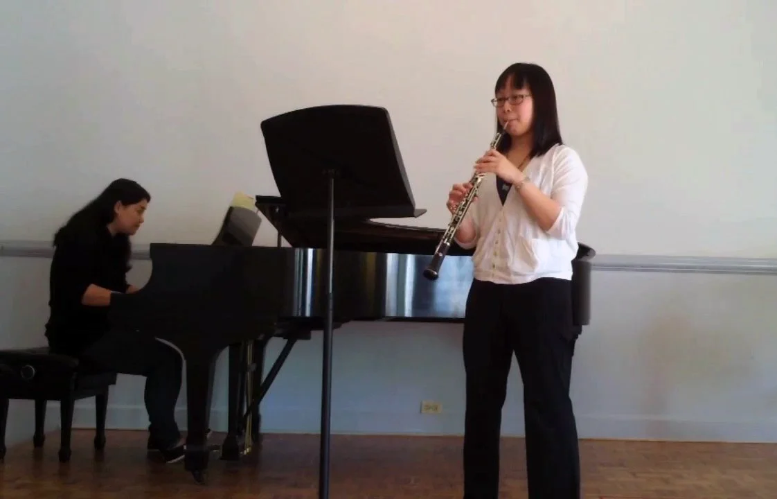 Tsukumo Niwa performs Mozart Oboe Concerto