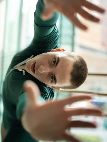 Kannen Glanz Artistic Journey And Bright Future In Dance