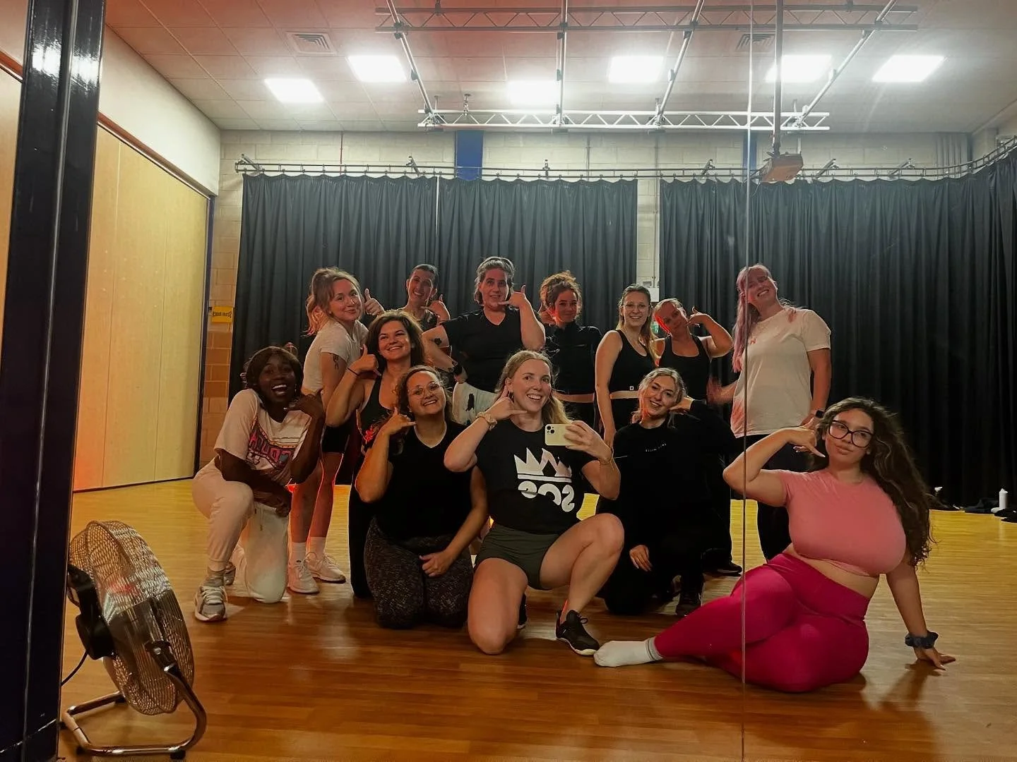 🎵 They like the way I&rsquo;m walkin&rsquo;, You saying that you want me, So press record, I&rsquo;ll let you film me&hellip;. 🎵

That&rsquo;s a wrap on Video Phone ☎❤&zwj;🔥 

You all dialled up the heat and gave some serious Beyonce hair moments,