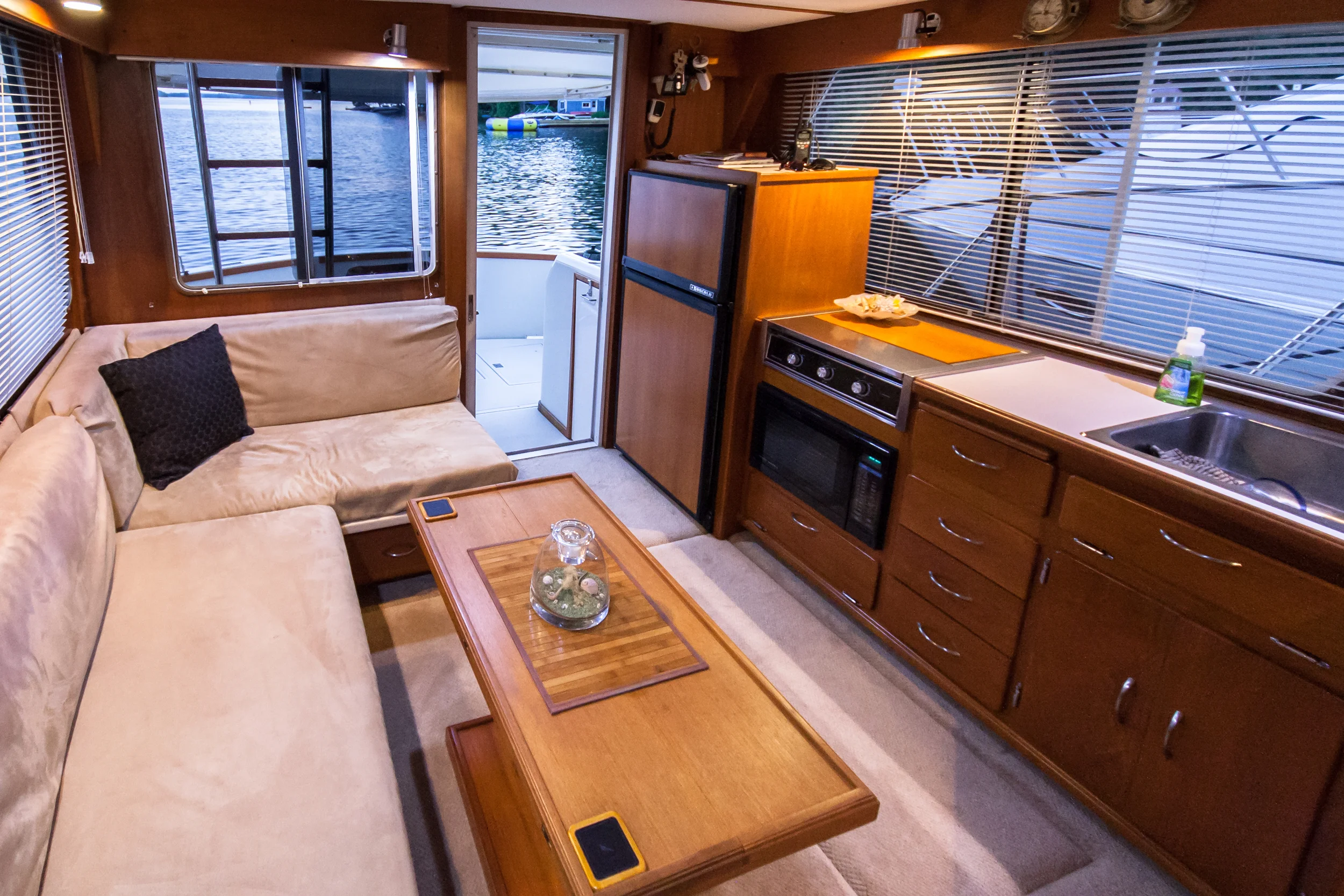 Tollycraft 34 Walk-through Video