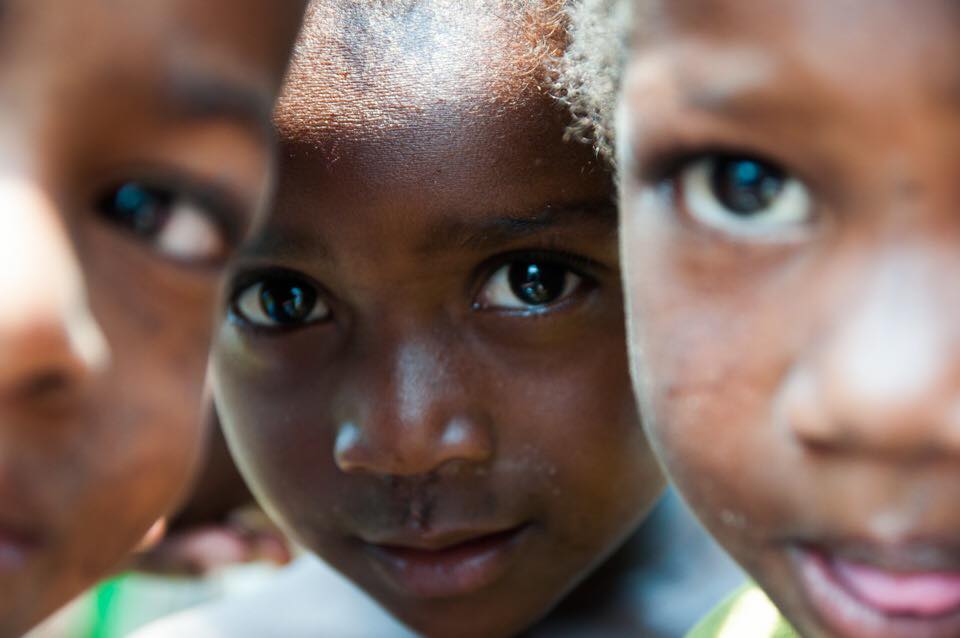 enfants malgaches.jpg