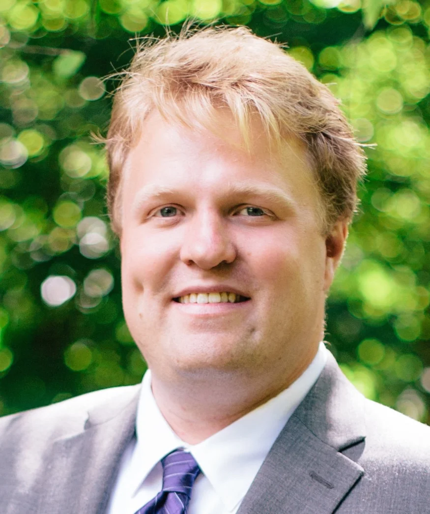 Seth Jacobson Headshot.jpeg