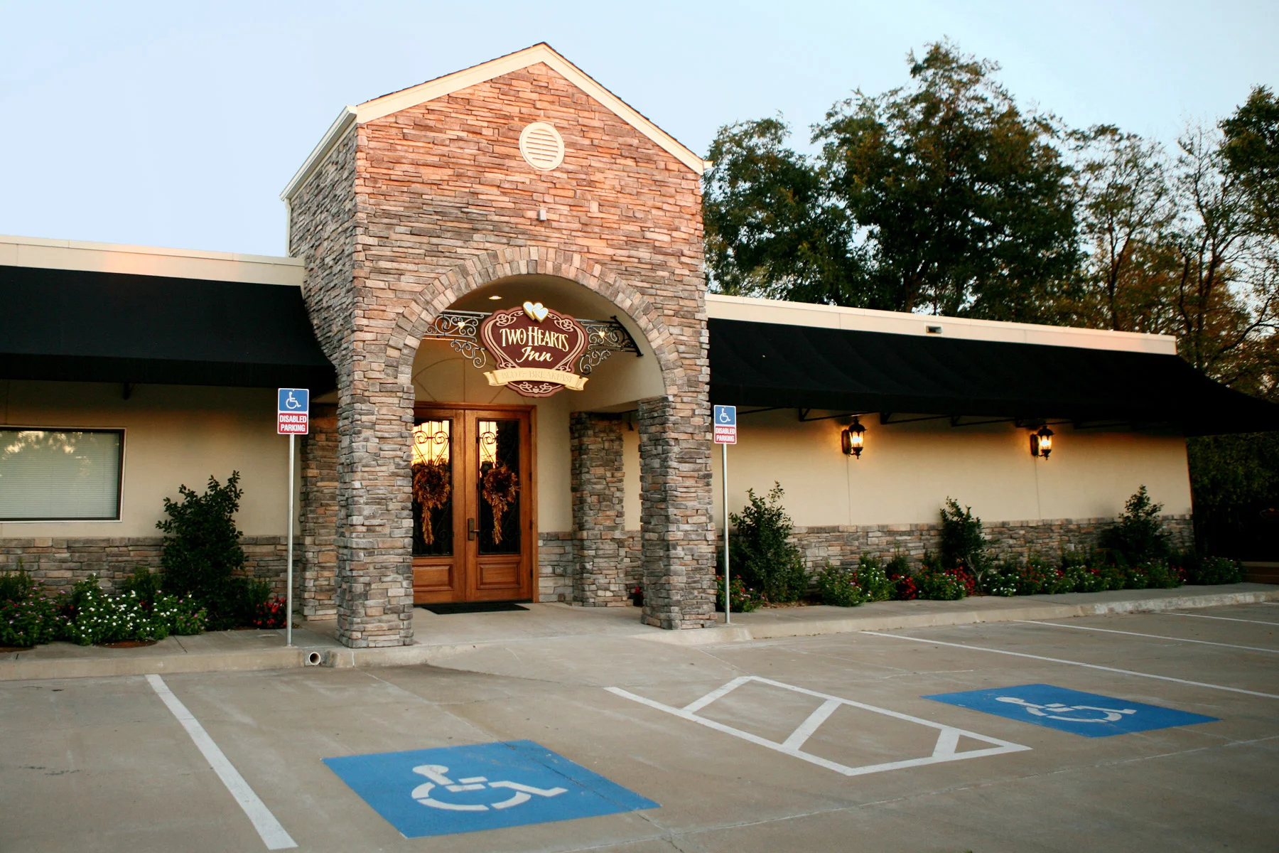 Two Hearts Inn Entrance