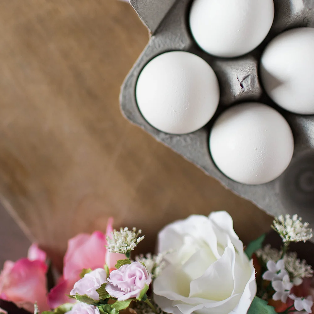 DIY Faux Calligraphy Glitter Egg