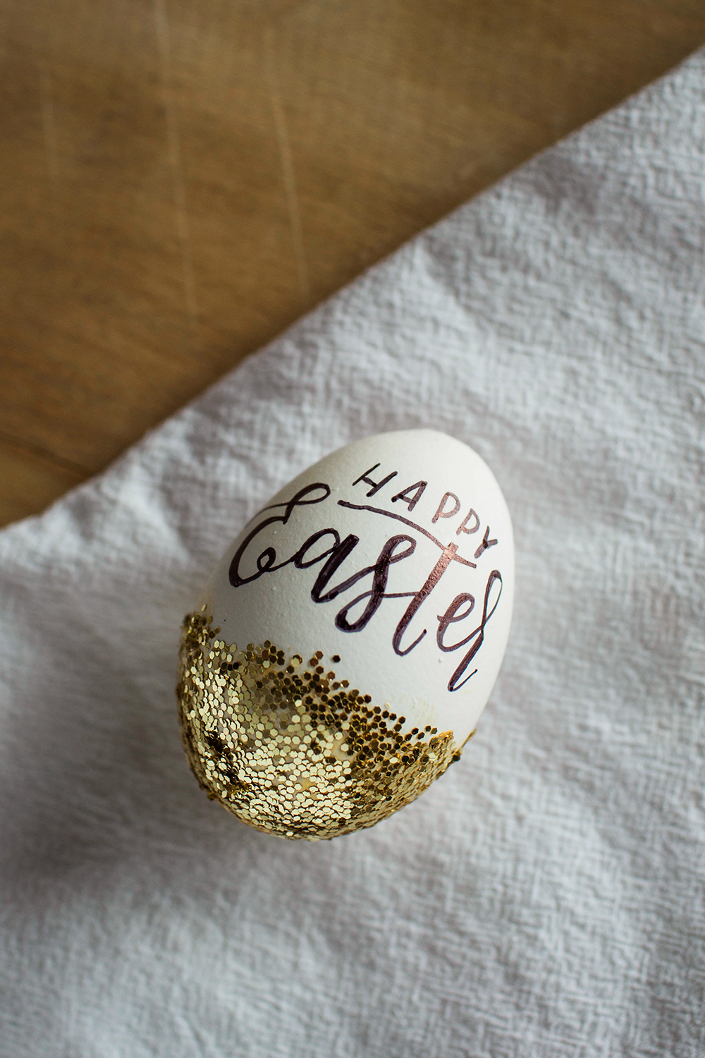 DIY Faux Calligraphy Glitter Egg