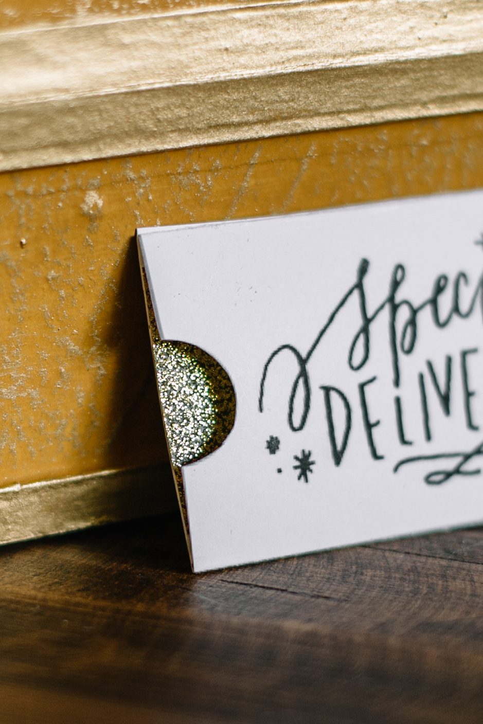 DIY Holiday Gift Card Holders from Eleven and West