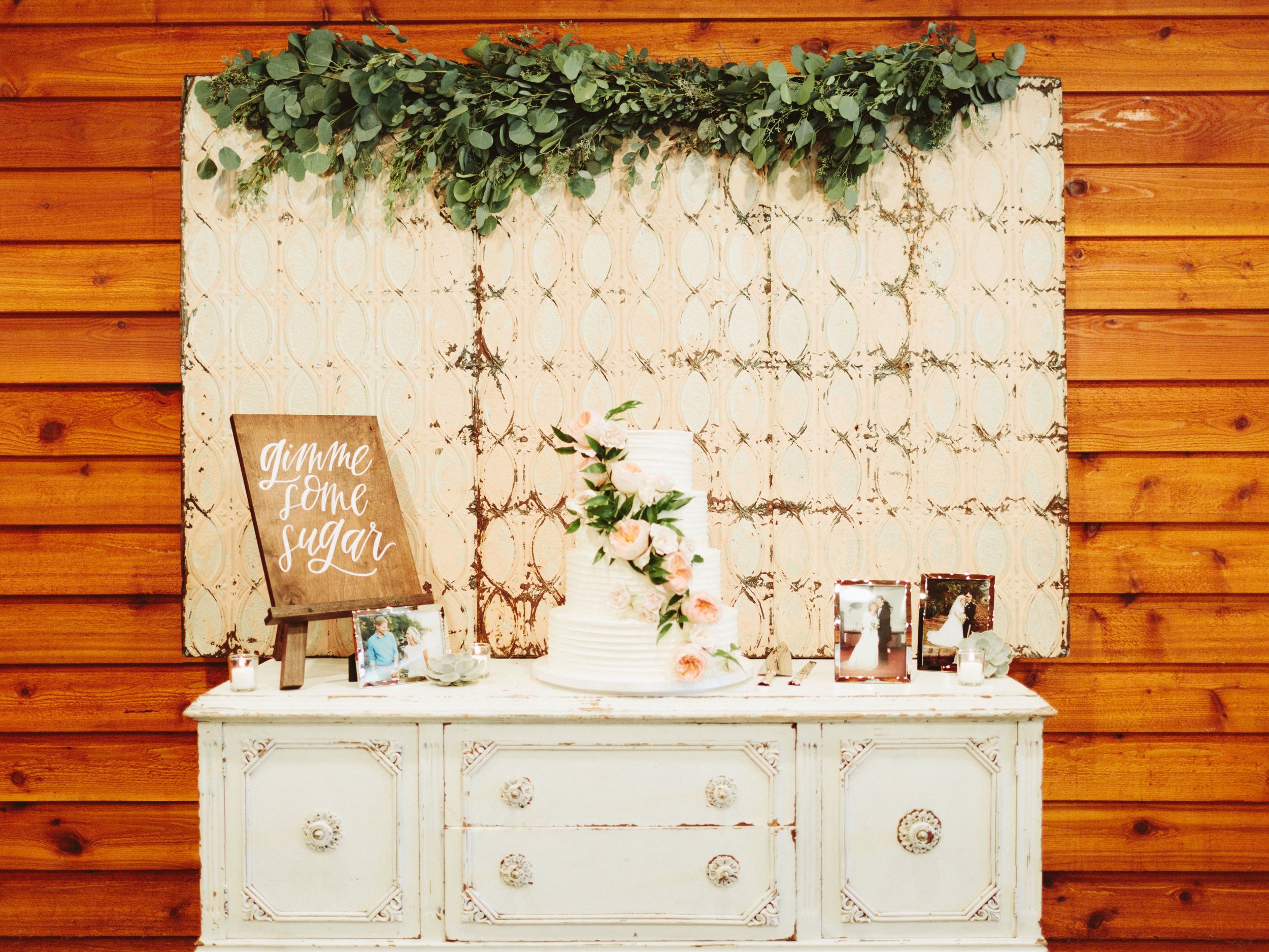 Cake Sign // Photo by Benj Haisch