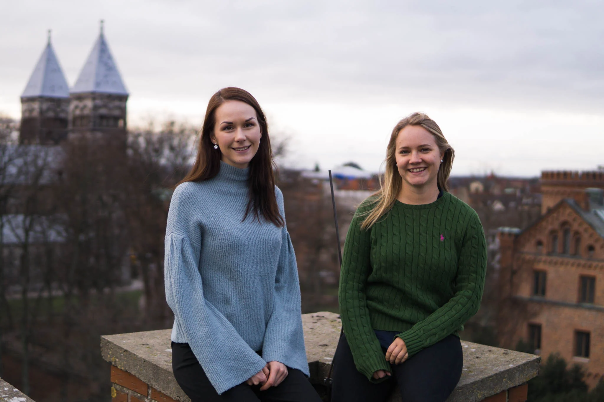 Sofie Bergdahl, tidigare VD till vänster och Freja Davidsson Bremborg till höger.