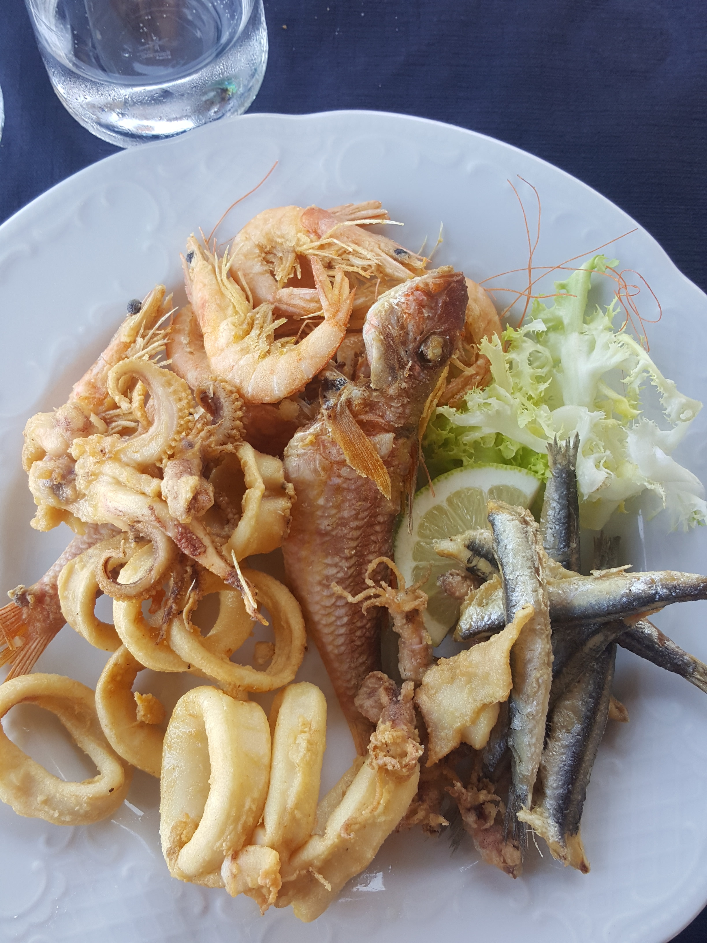Fritto Misto, aka deep-fried yumminess from the sea!