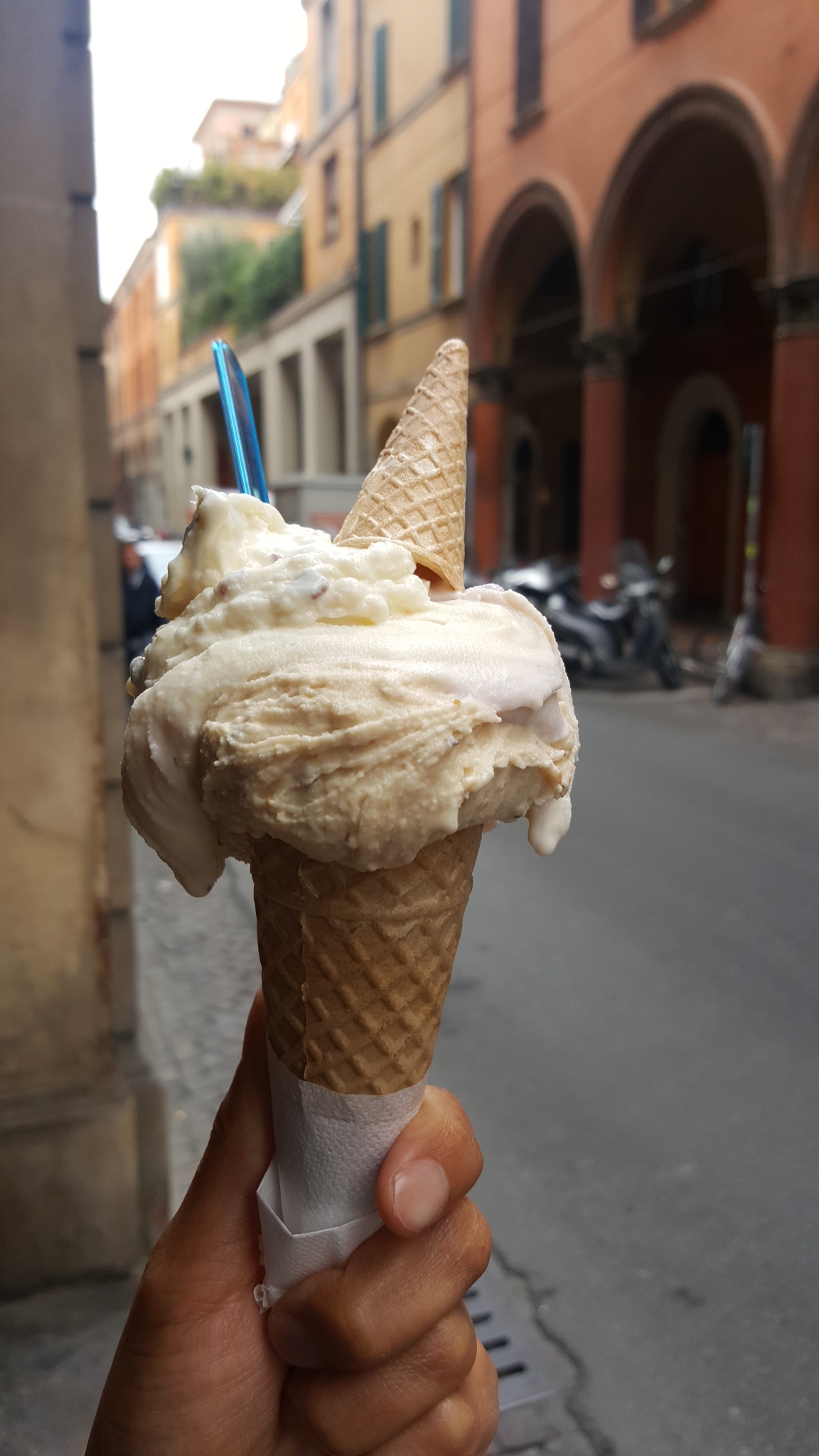 Organic gelato just a few steps from our apartment! 