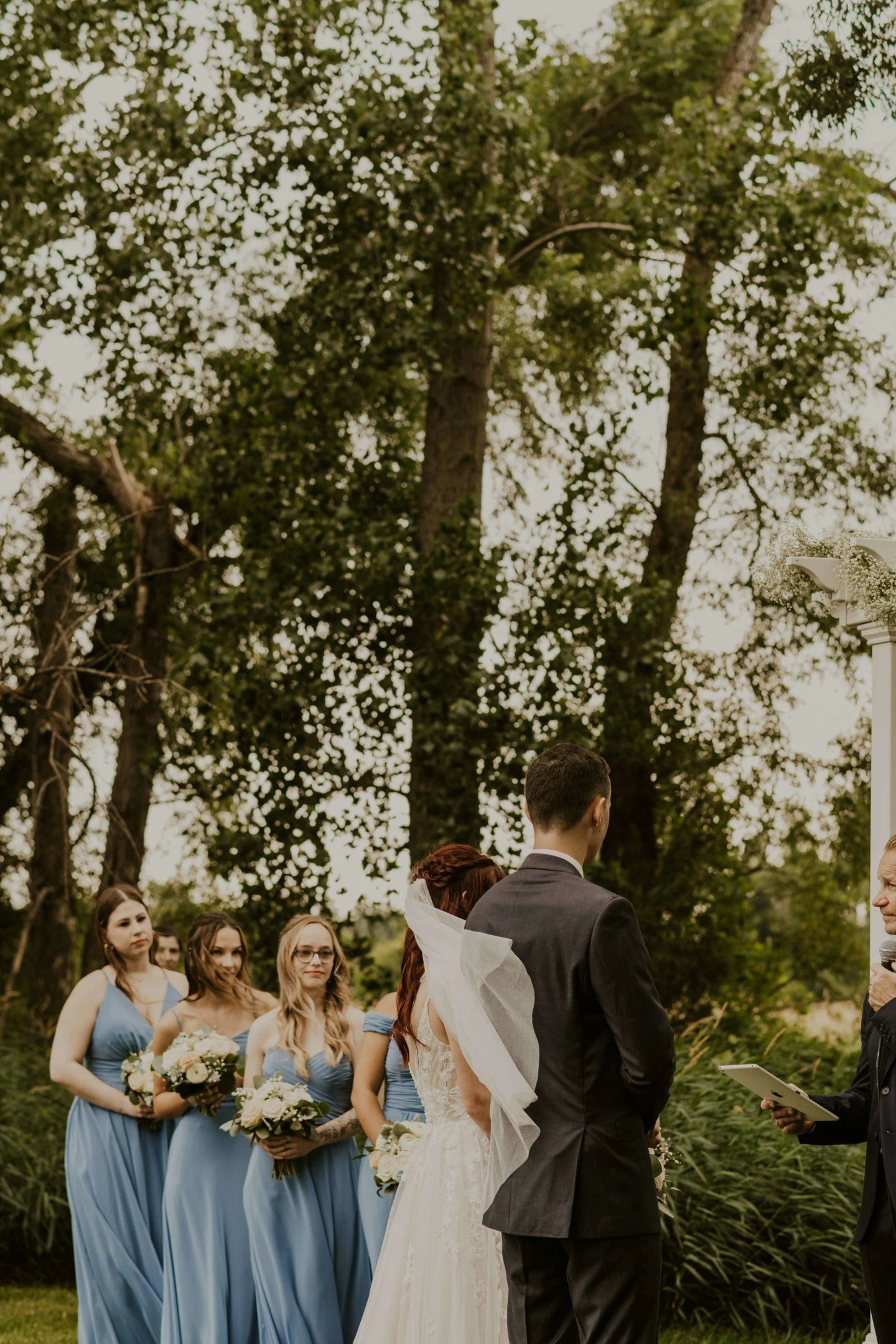 The Cottage Farmhouse 🤍

A place where your day can feel calm, beautiful, and full of meaning &mdash; from the quiet moments in the morning to the celebration in the evening.

With open outdoor spaces, a light-filled Bridal Cottage, and a welcoming 