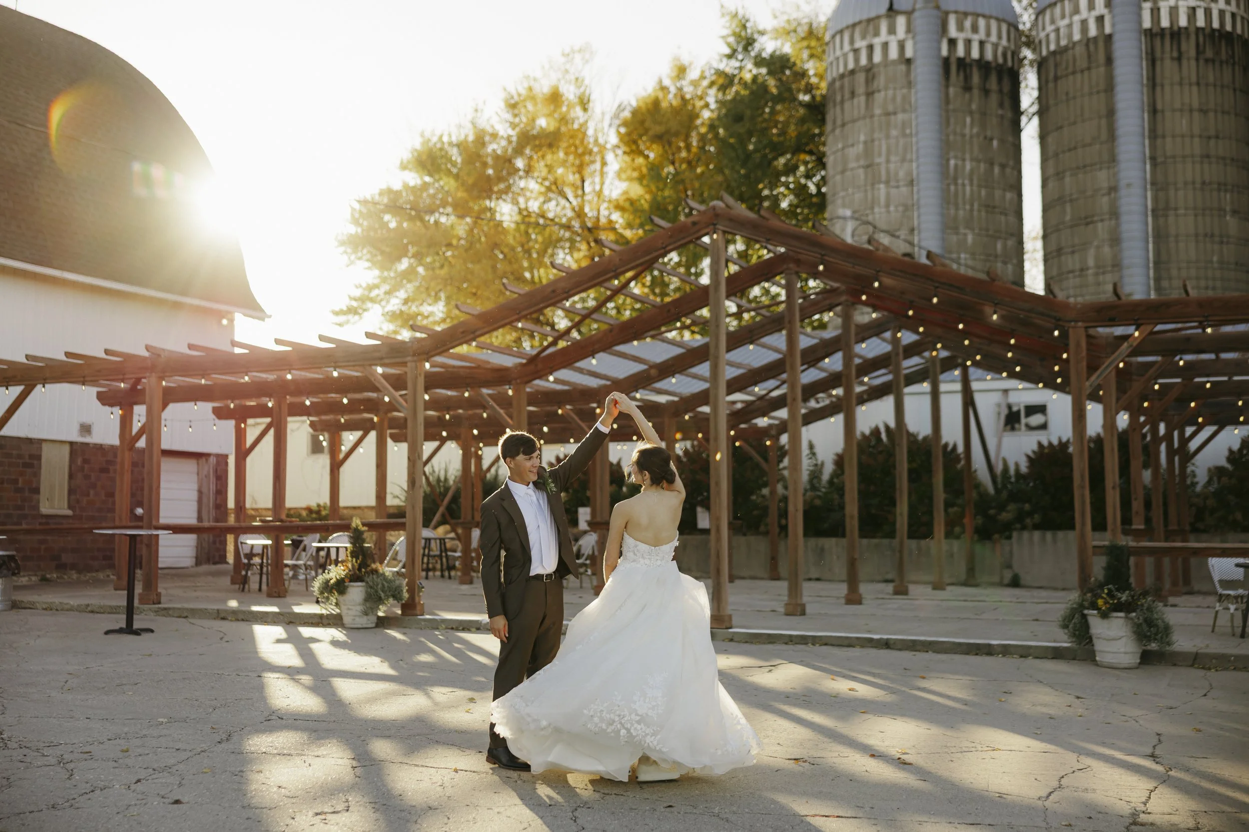 Outdoor wedding venue near Waconia