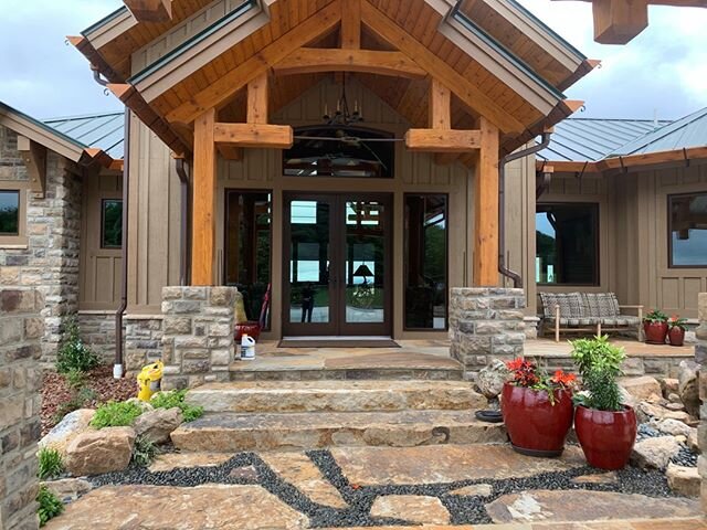 #pastproject This project in Ridgeway Virginia was a fabulous newly constructed house. It was constructed at the top of a hill and it truly had the feel of a house in the mountains. The new planting design complemented the incredible architecture!
.
