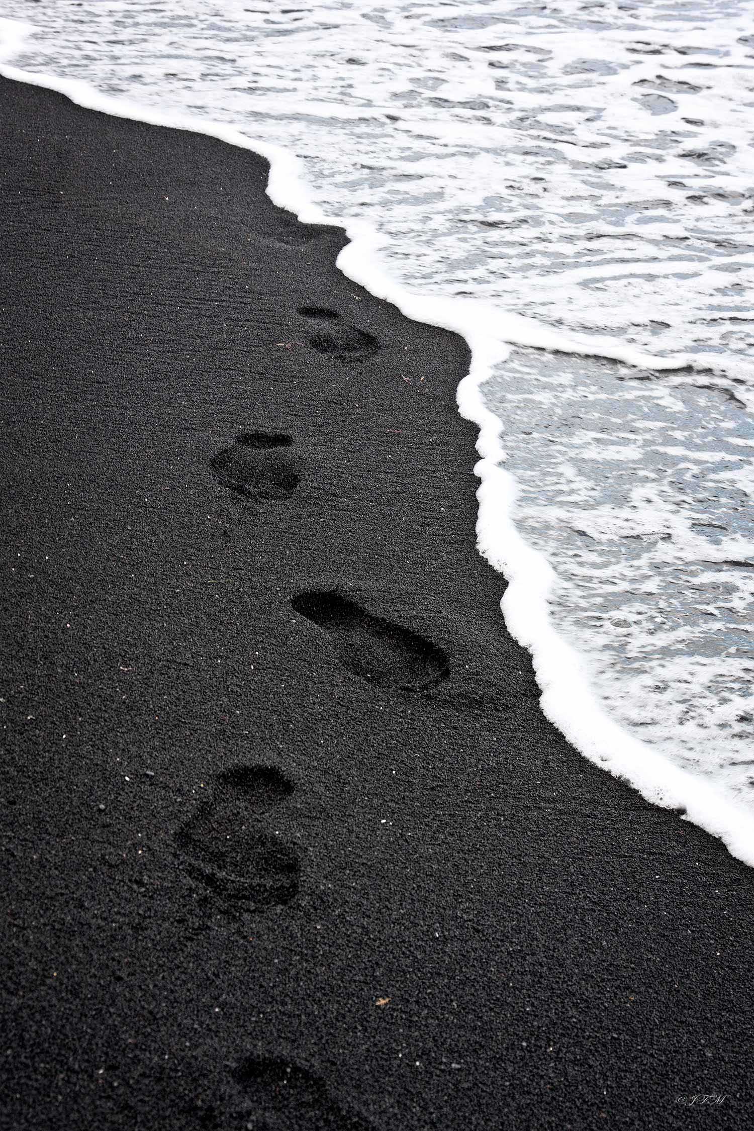 Punalu'u Foot Prints