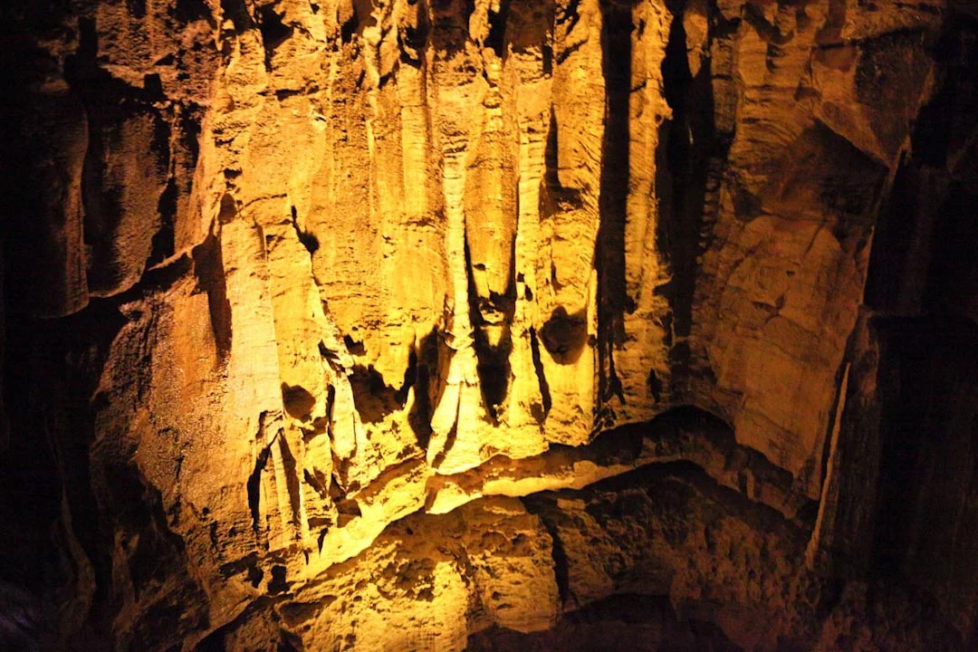 mammothcave1.jpg