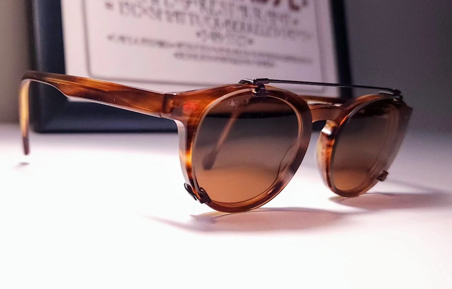 Our clip of the week goes to this Brown E3 Clip in Chocolate. It looks perfectly matched with this Anne et Valentin frame! 😍 

#clipoftheweek #eclips #clipon #polarized #polarizedclipons #polarizedclipon ##clip #bayarea #smallbusiness #shoplocal #ca