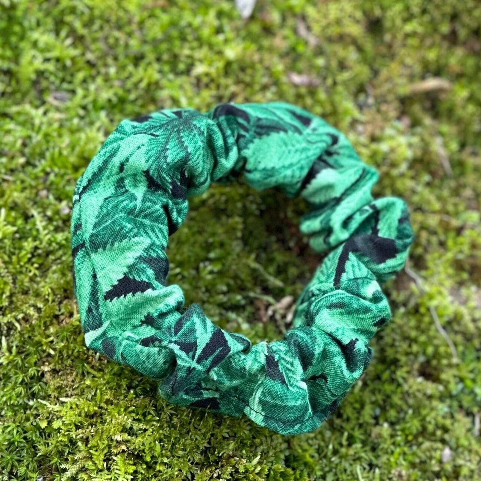 Stoner Scrunchie3.jpg