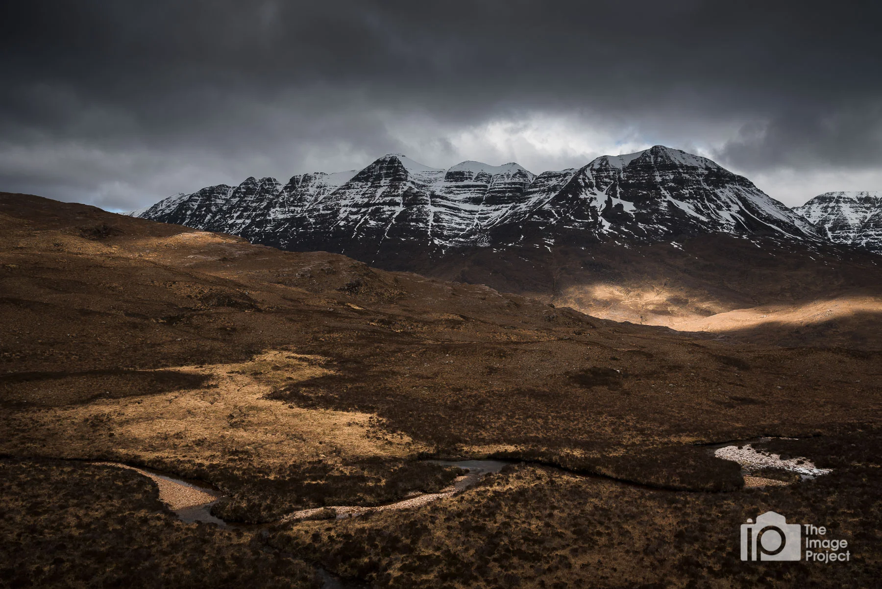 Brief cloud cover and light breaks gave rise to this scene in the Torridon valley, Feb 2018