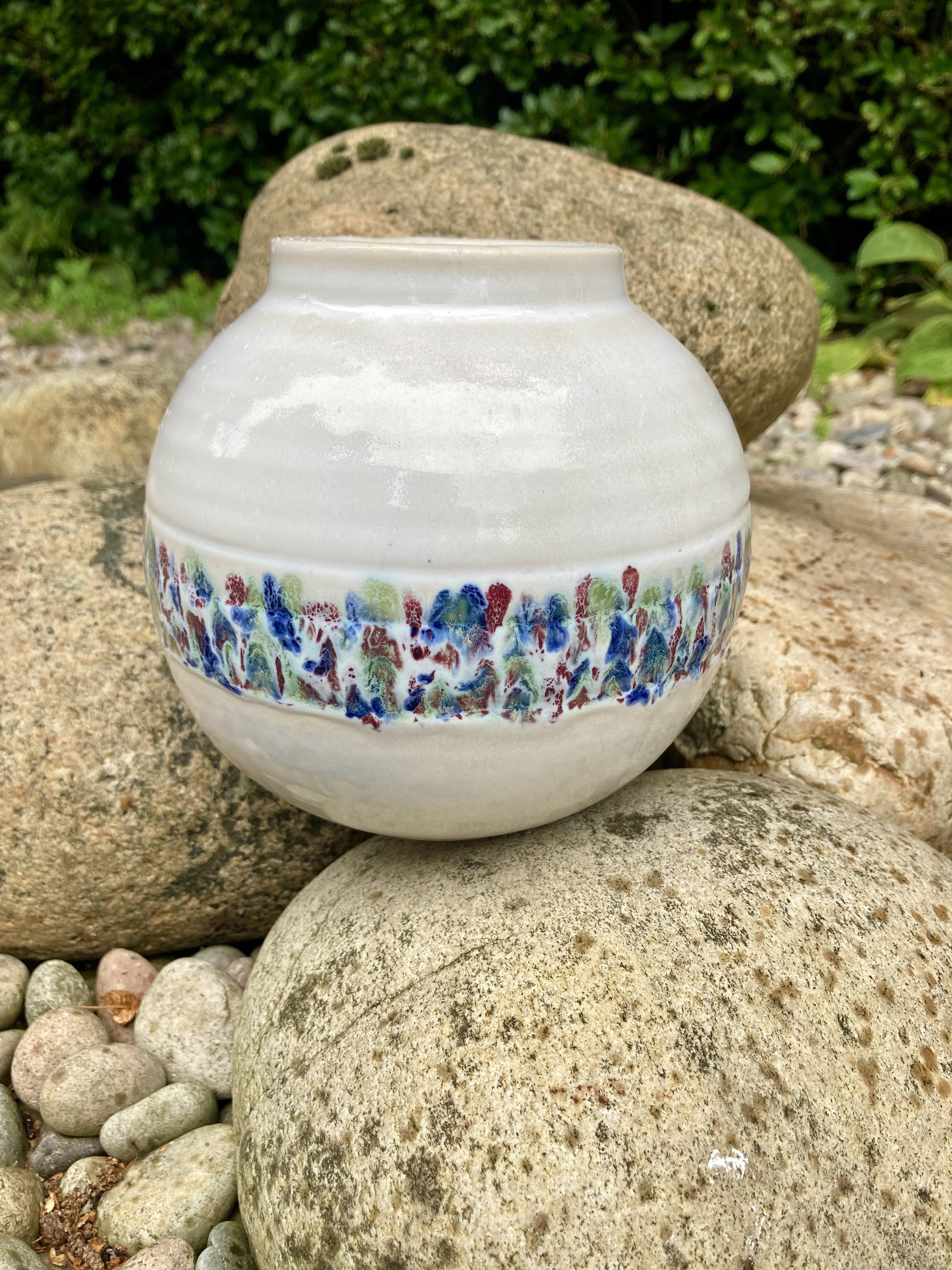 Moon jar
