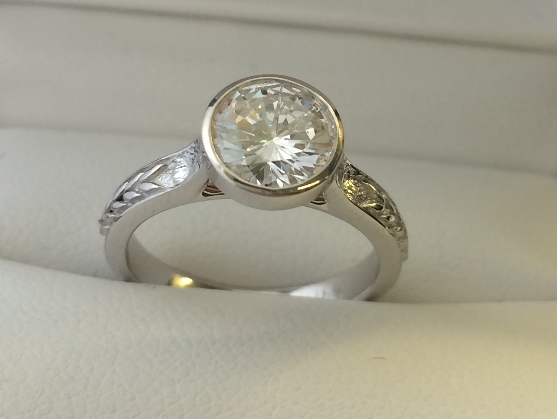 Antique solitaire diamond in a custom 3D printed band