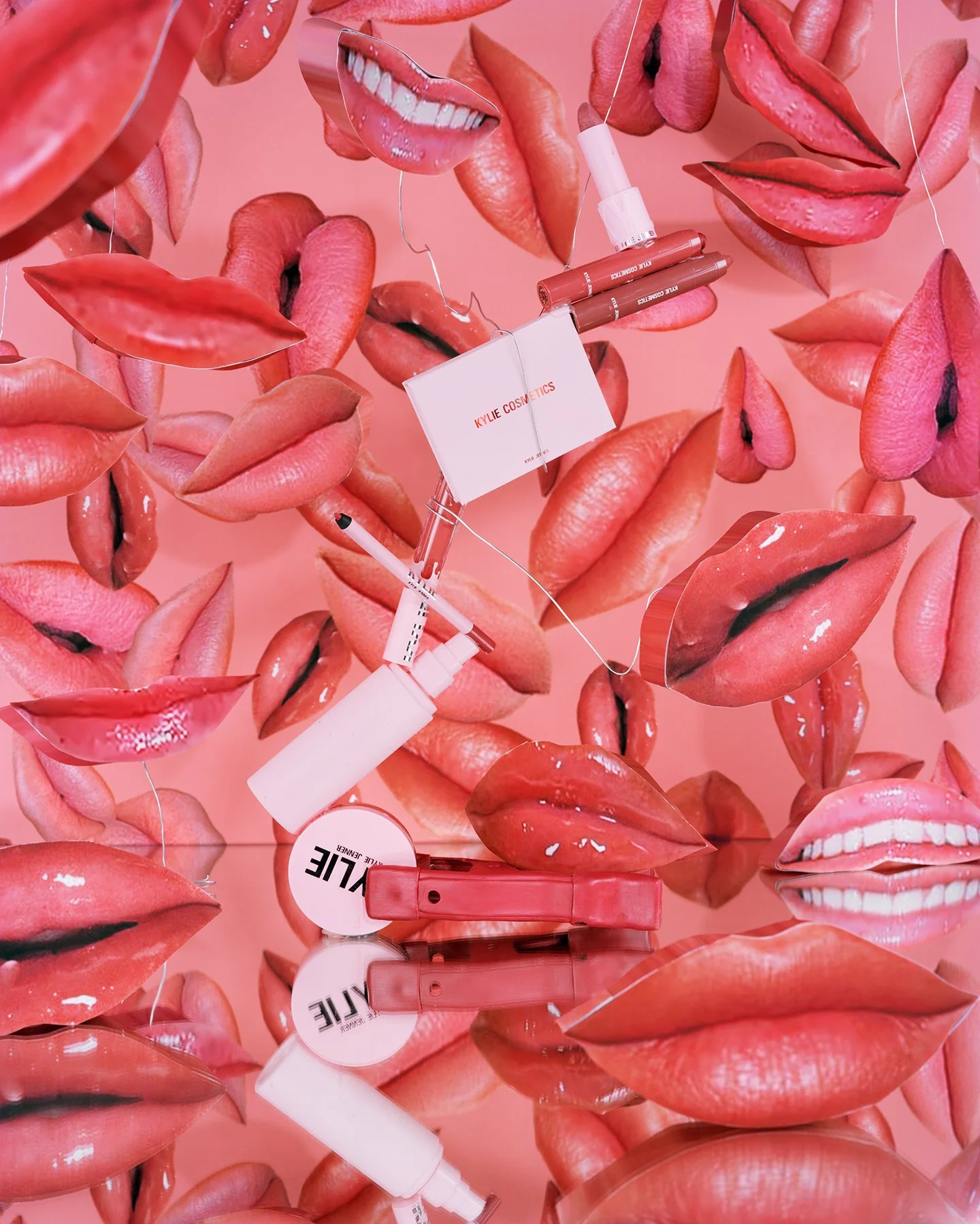  @kyliecosmetics  #influenced  2024   