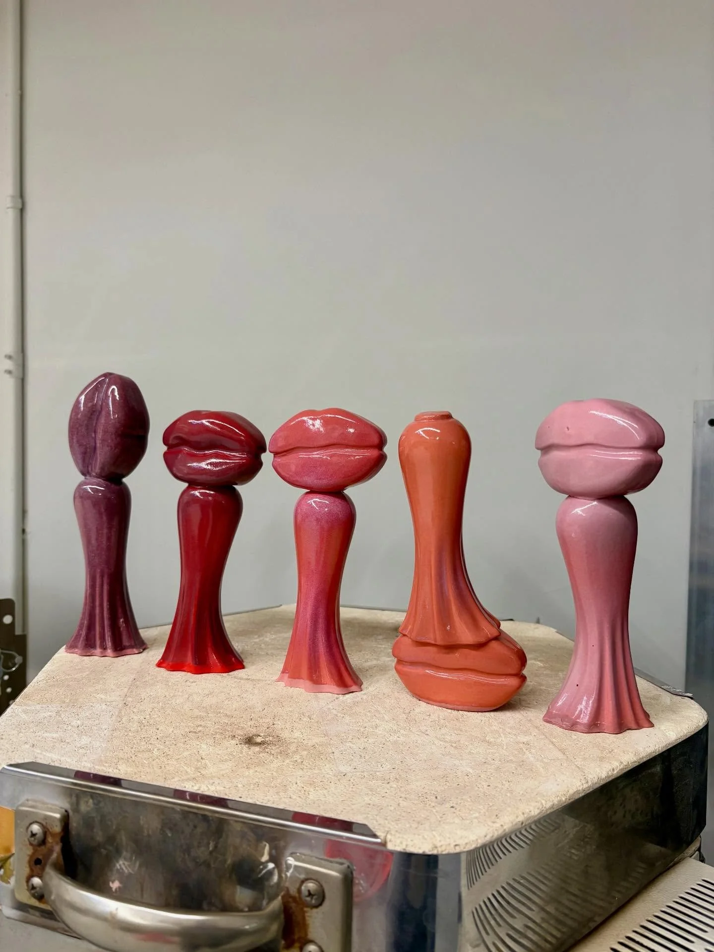 Which is your fav? (Frankensteining an @kyliejenner perfume bottle and an @parishiltonfragrances bottle to make this girl gang)