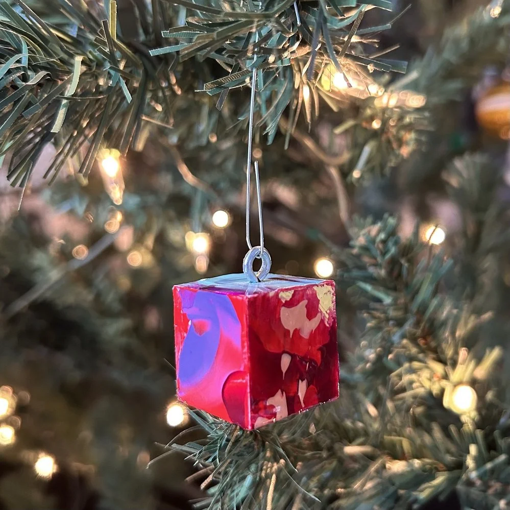 Ornament5_3.25x2.25_2023_1.jpg