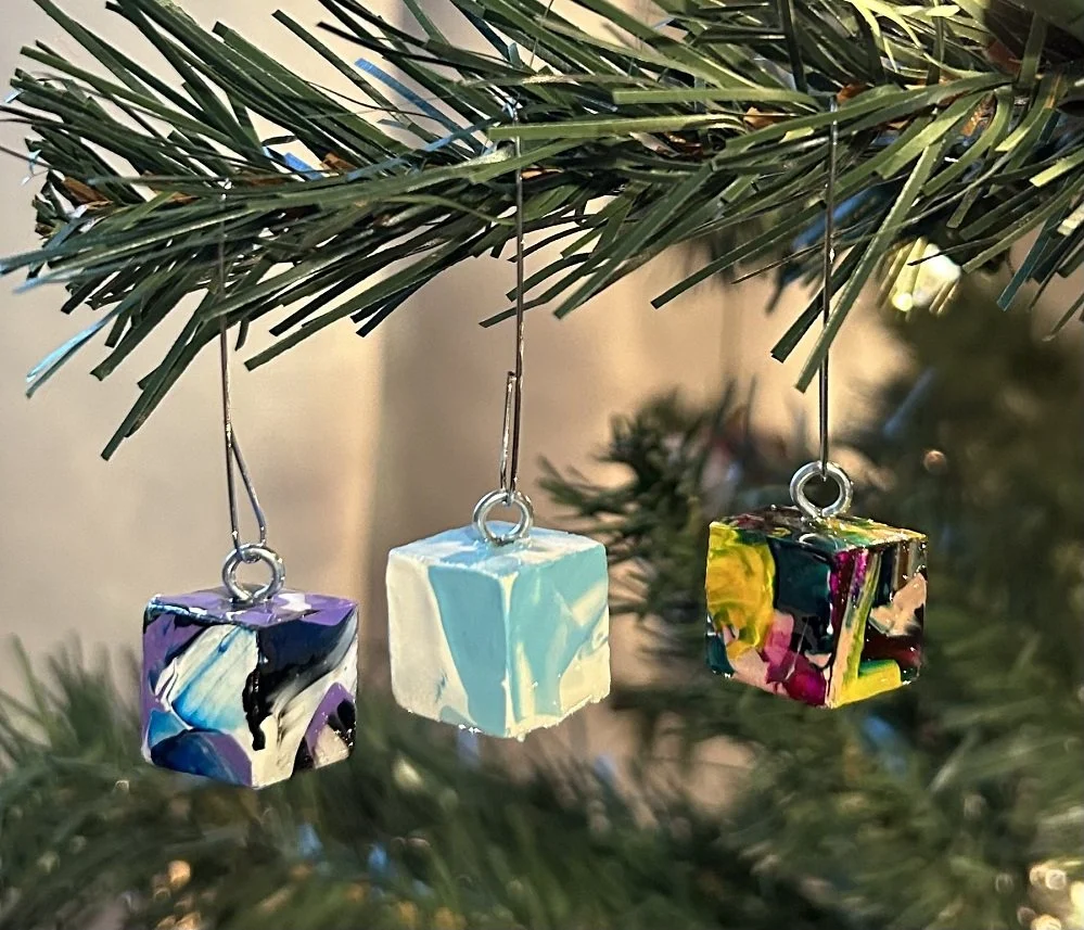 OrnamentSet32_2023_2.jpg