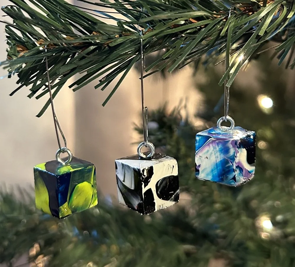 OrnamentSet33_2023_2.jpg