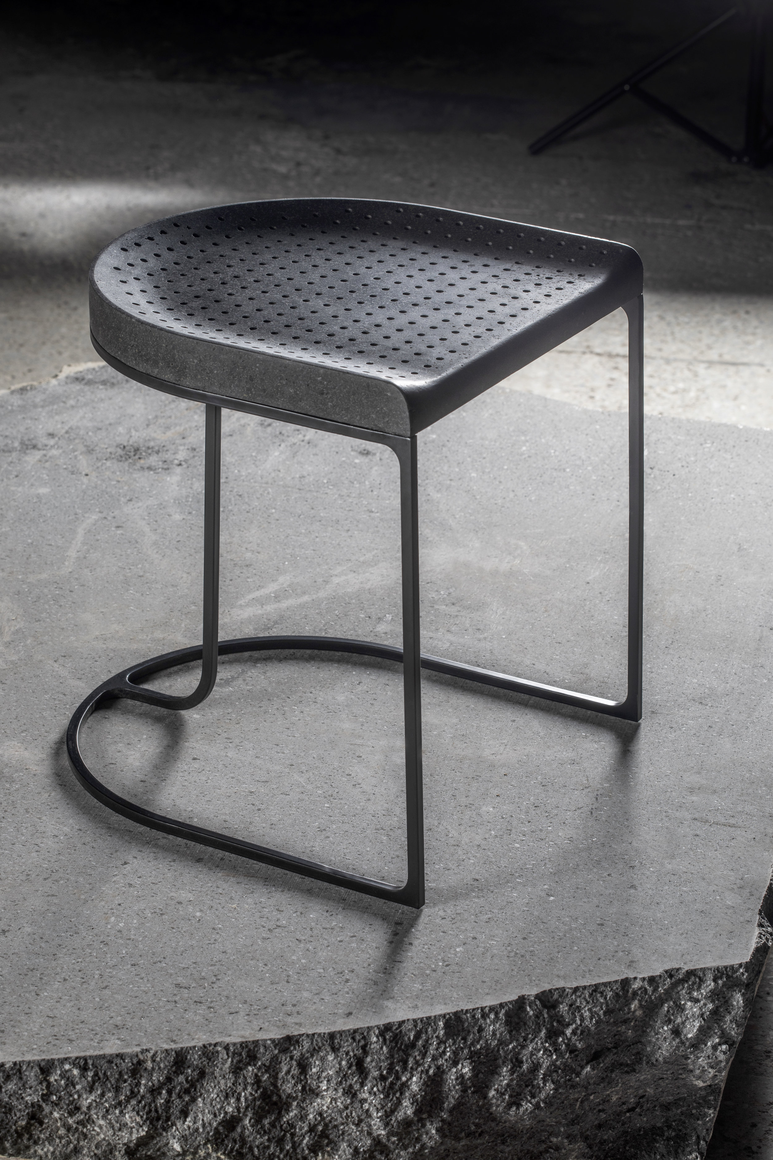 SGABELLO ETNA Martinelli Venezia.jpeg