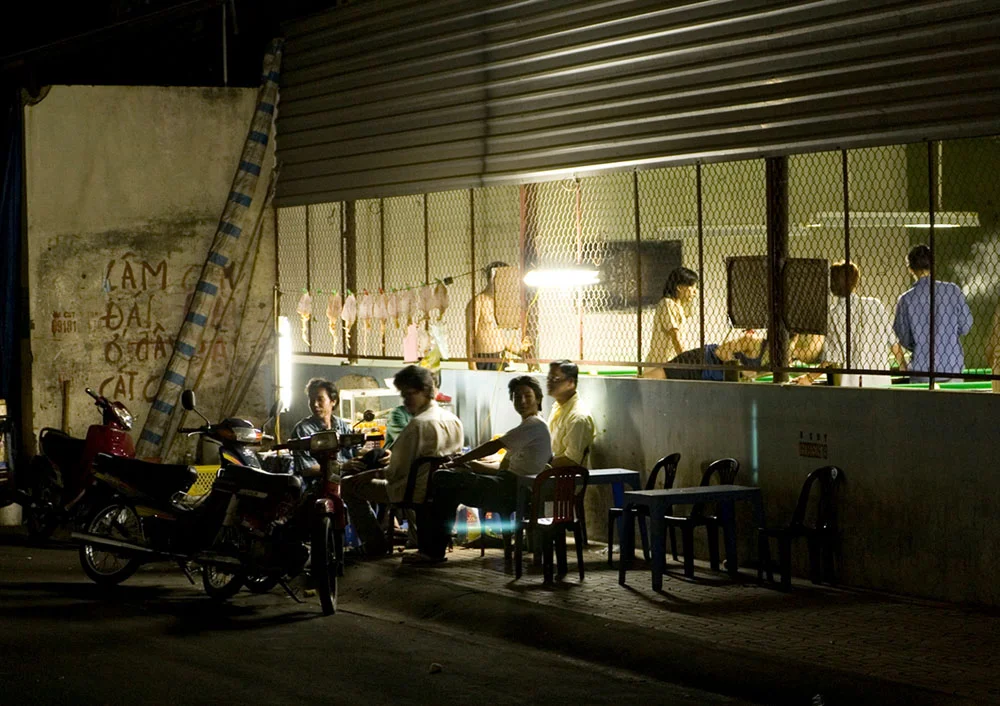 4. quận sáu, nhậu (district six, night snack)