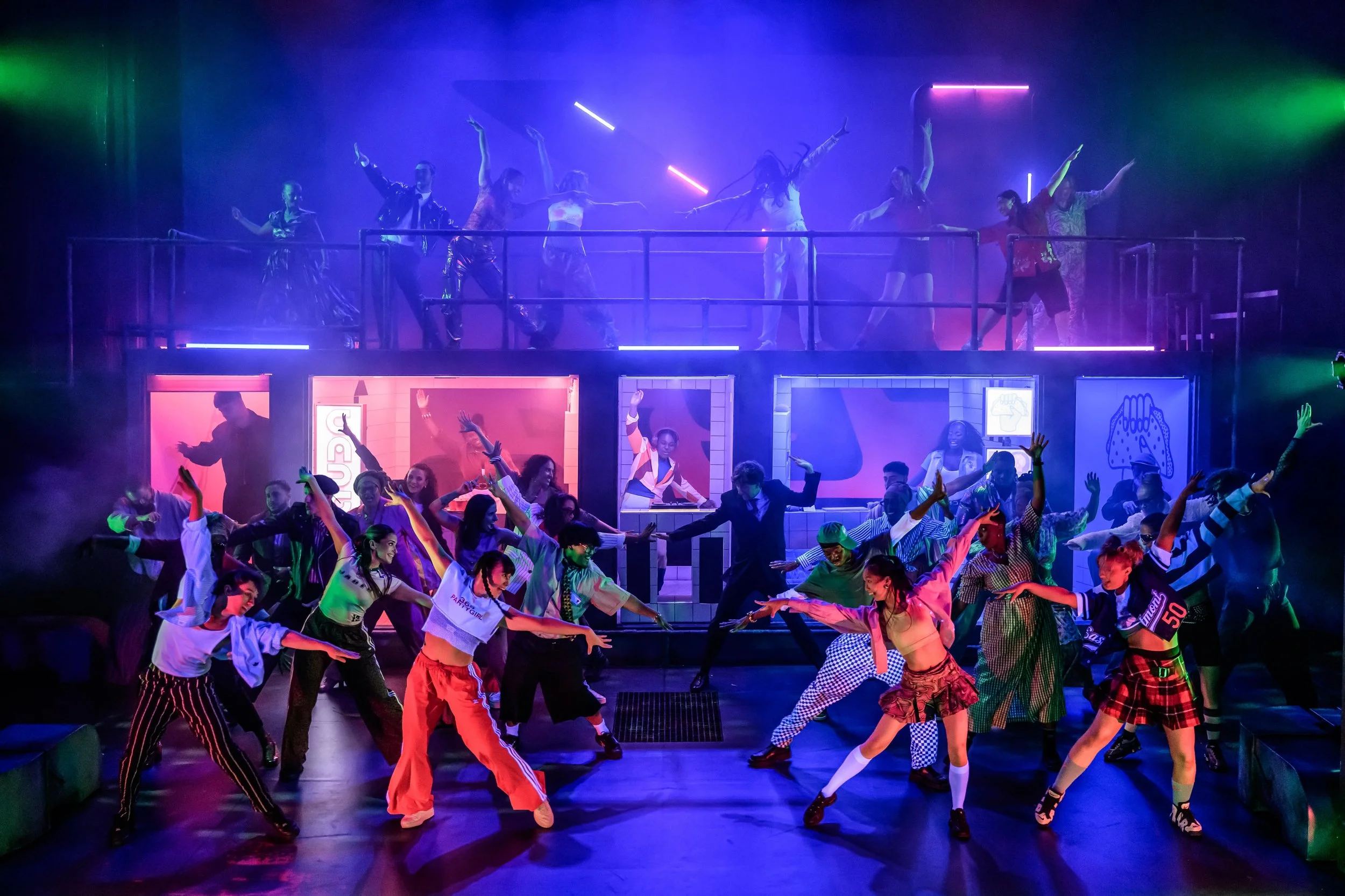 Romeo&Juliet_StratfordEast_SadlersWells_ProductionPhotography_CharlieFlint_CharlieFlintPhotography_2025-3-min.jpg