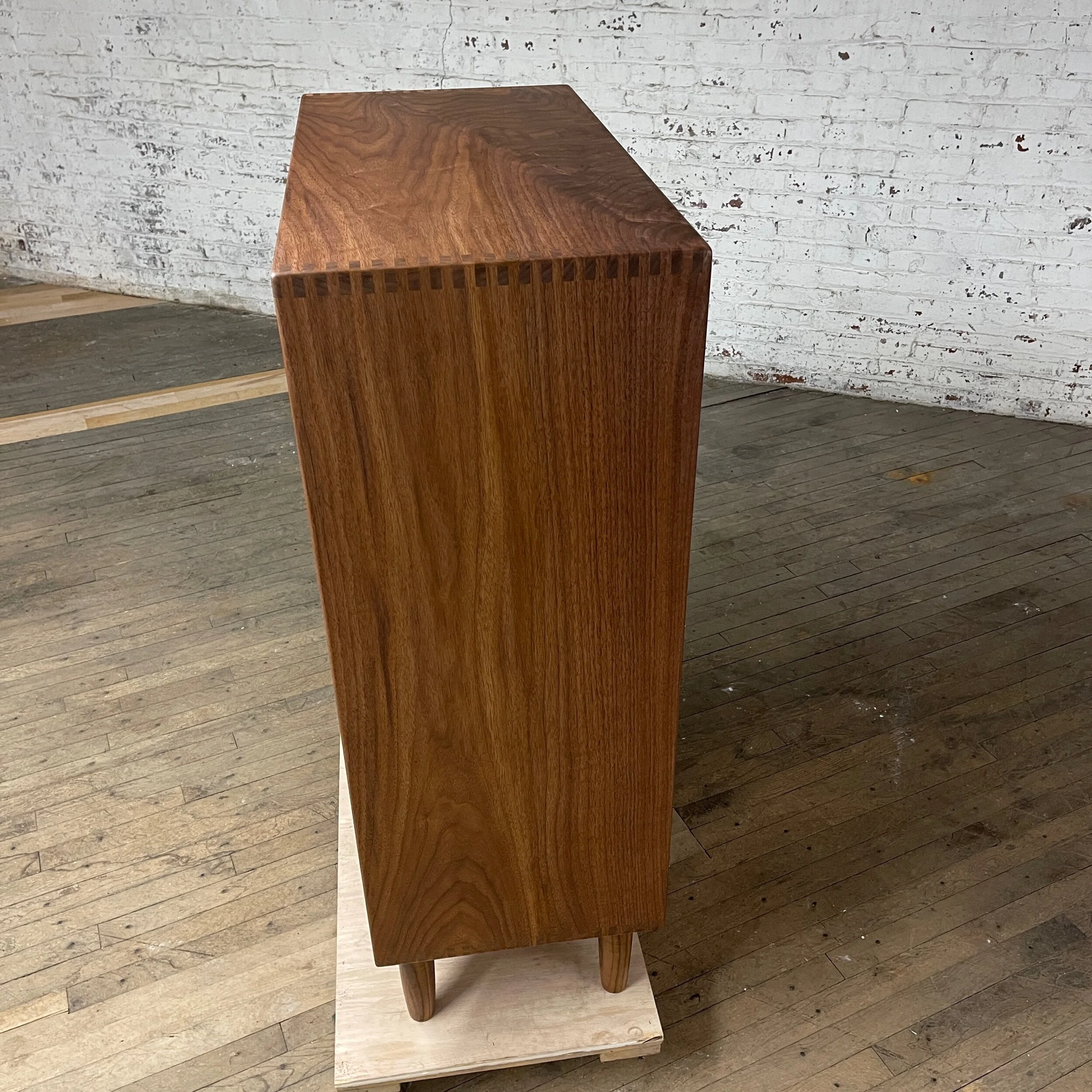 0DFACB90-79B3-4B7B-8BA1-E3AE895243F7