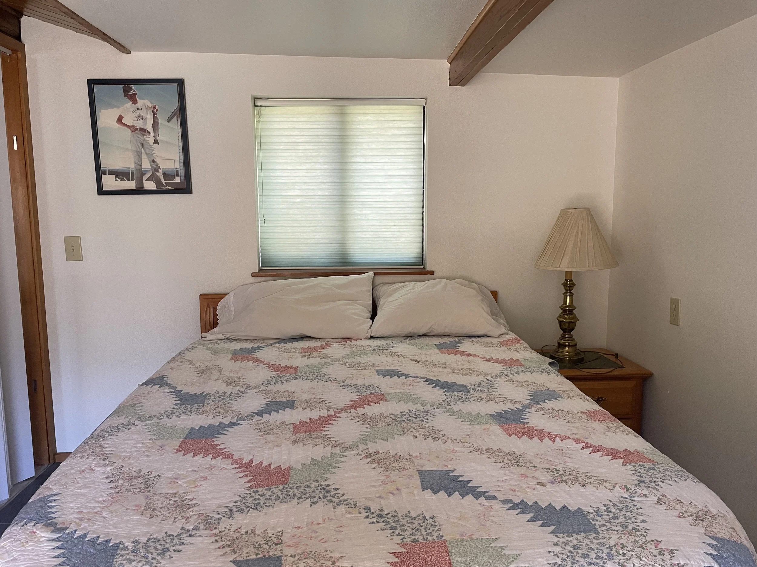 pond house bed.jpeg