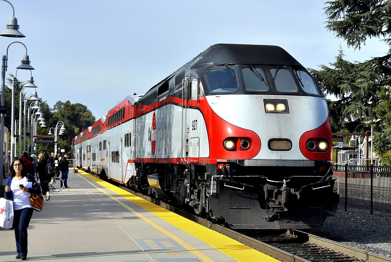 Caltrain_JPBX_927_at_Palo_Alto_station.JPG