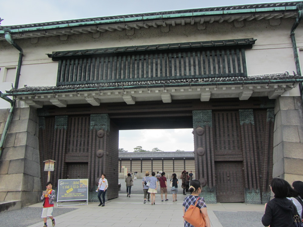 7.19.14 Kyoto, Japan-Nijō Castle (2).JPG