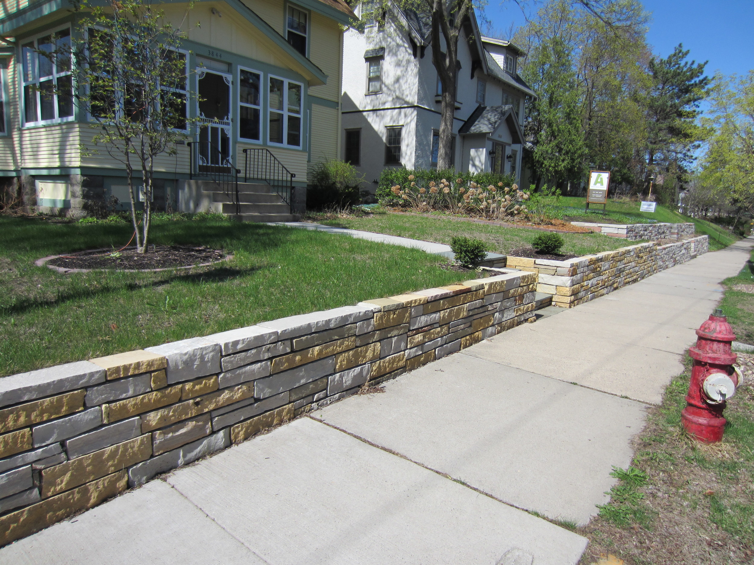 1 Colonial Stone Gallery
