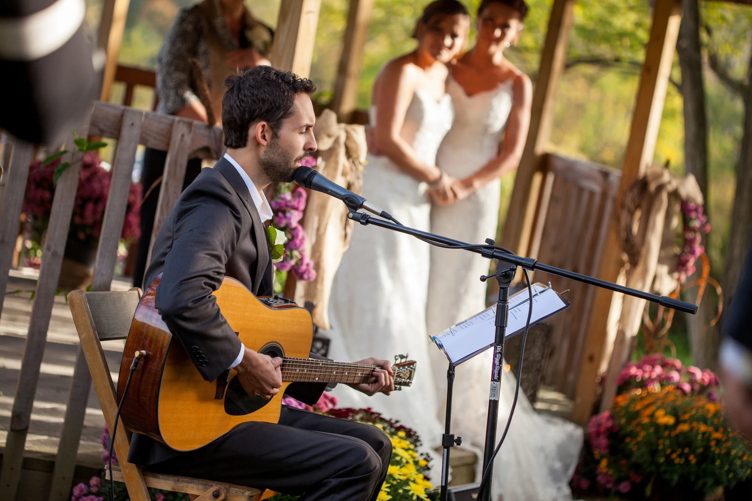 Reviews — The Acoustic Crooner