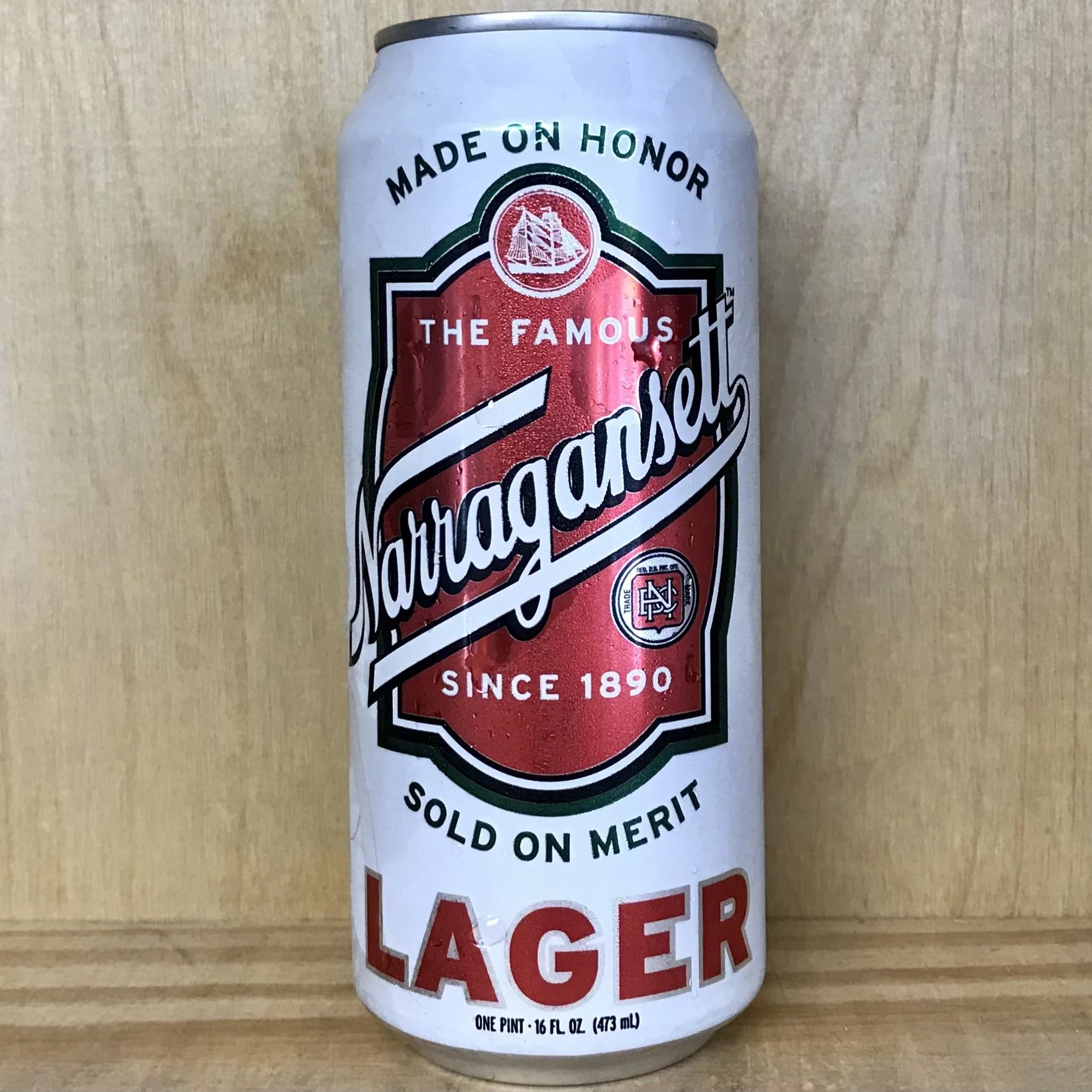 Narragansett Lager 16oz Single.JPG