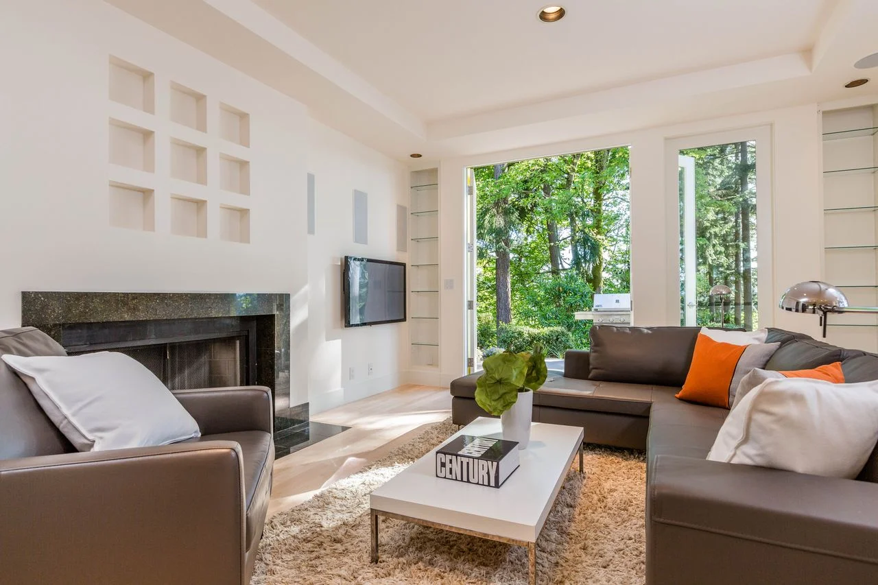 Family Room.jpg