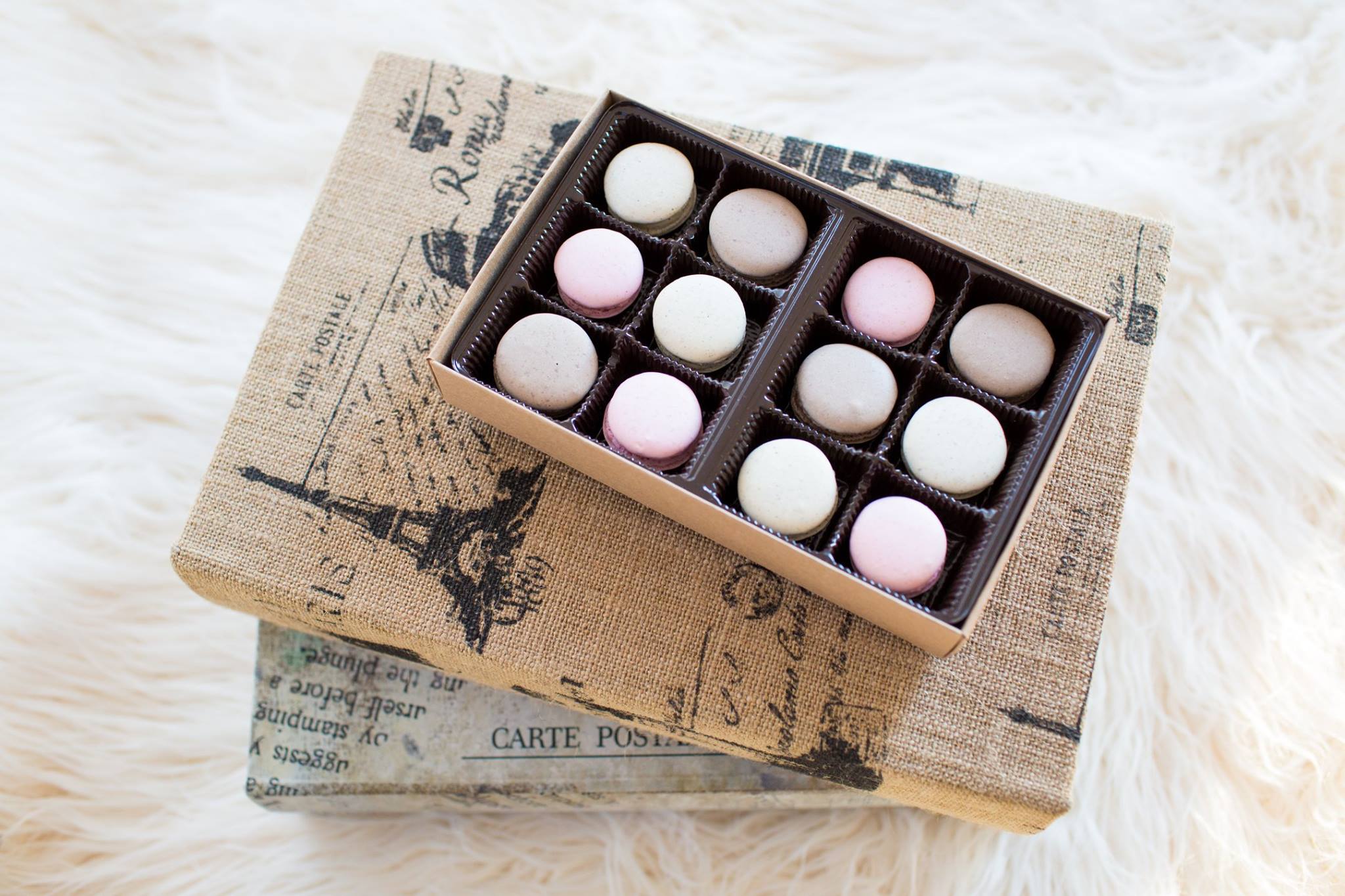 Mini Macarons by Joohee Bakes. Purchase them here !